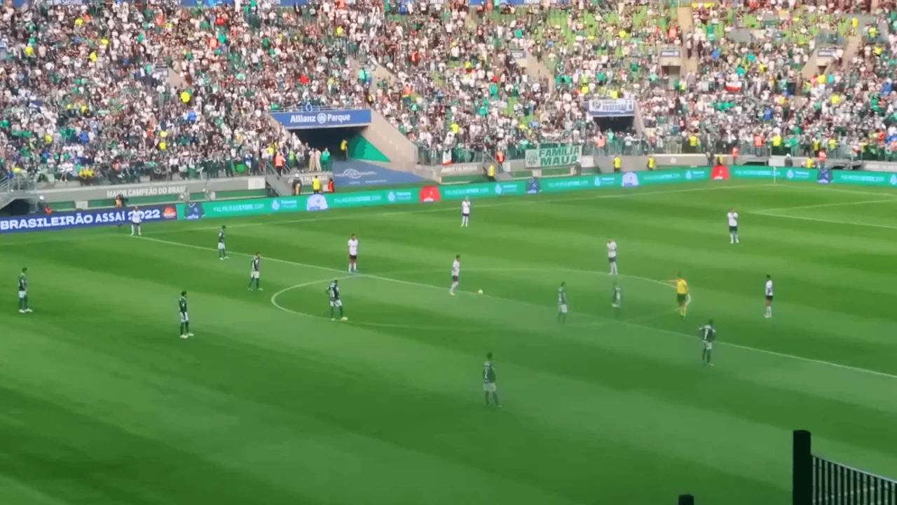Palmeiras x Flamengo no Allianz Parque, pelo Brasileirão de 2022.