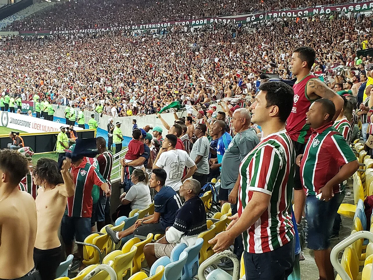 Torcida do Fluminense no Maracanã contra o Corinthians, em 2019.